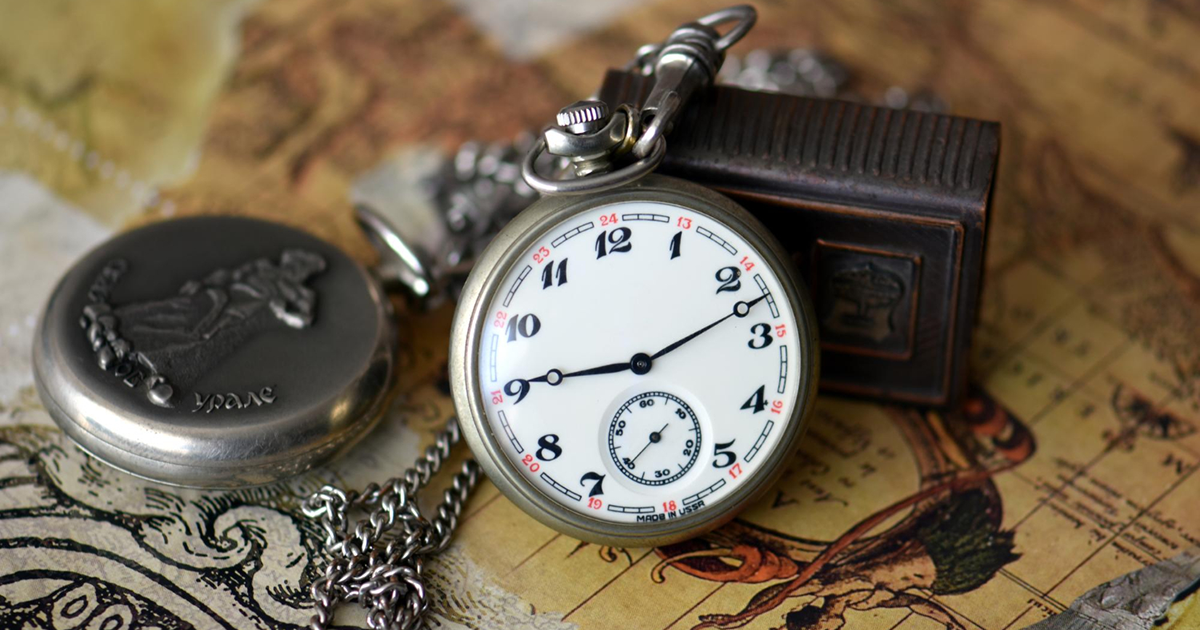 The dissimilarities of French and British pocket watches.